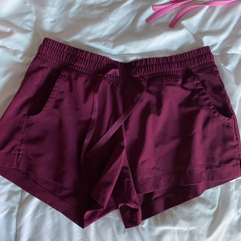 Old navy active